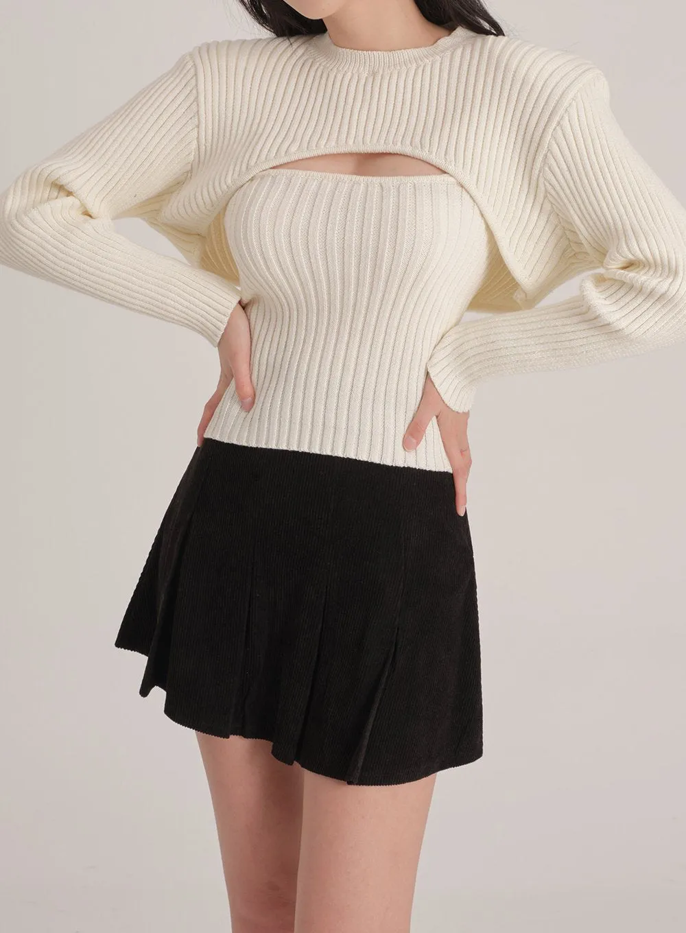 Corduroy Pleated Mini Skirt J31