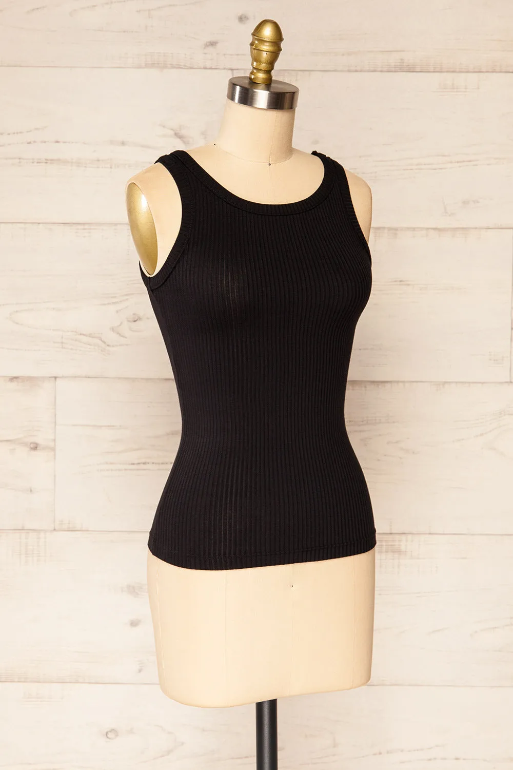 Janee Black | Ribbed Cami w/ Round Neck