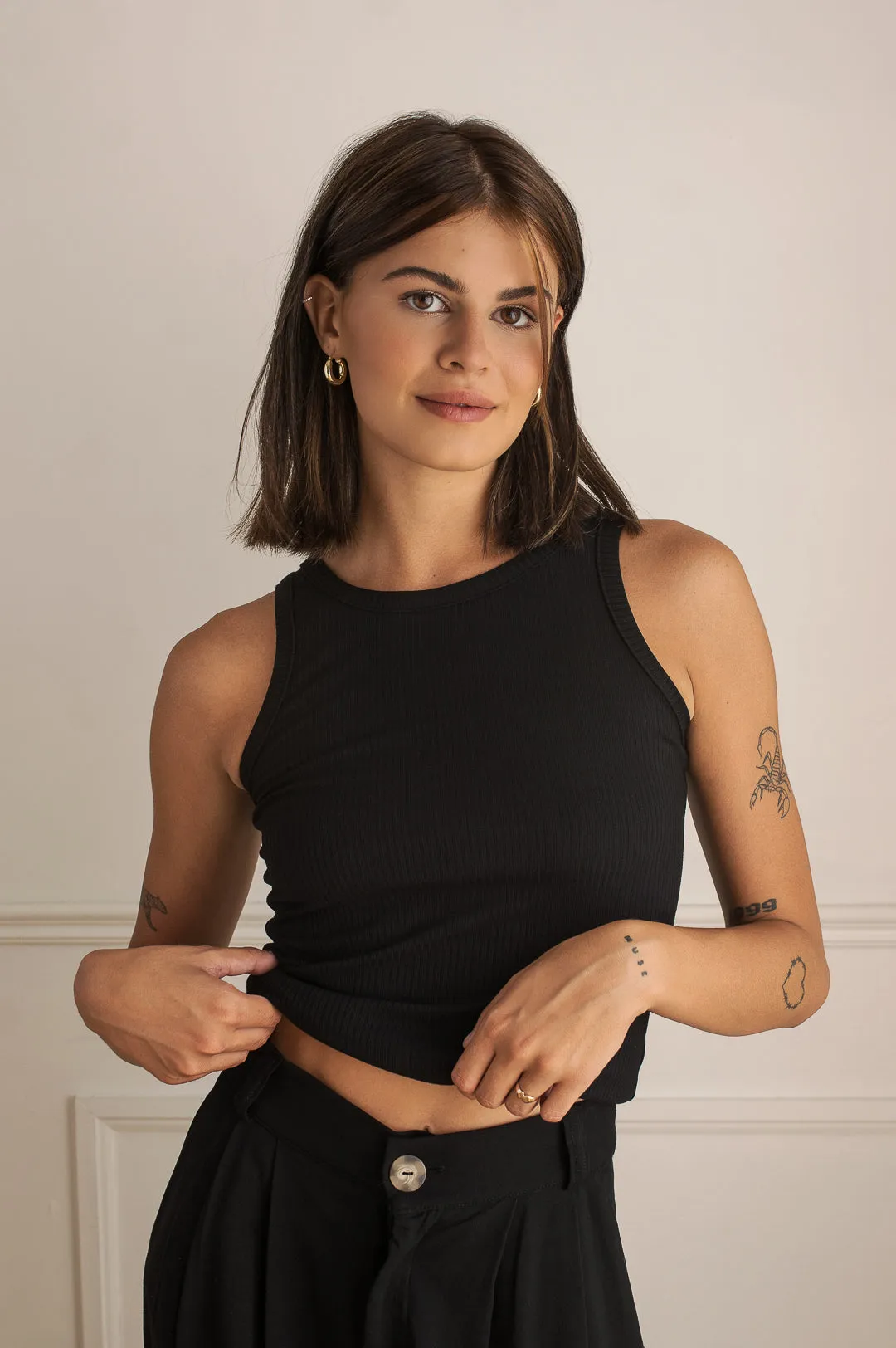 Janee Black | Ribbed Cami w/ Round Neck