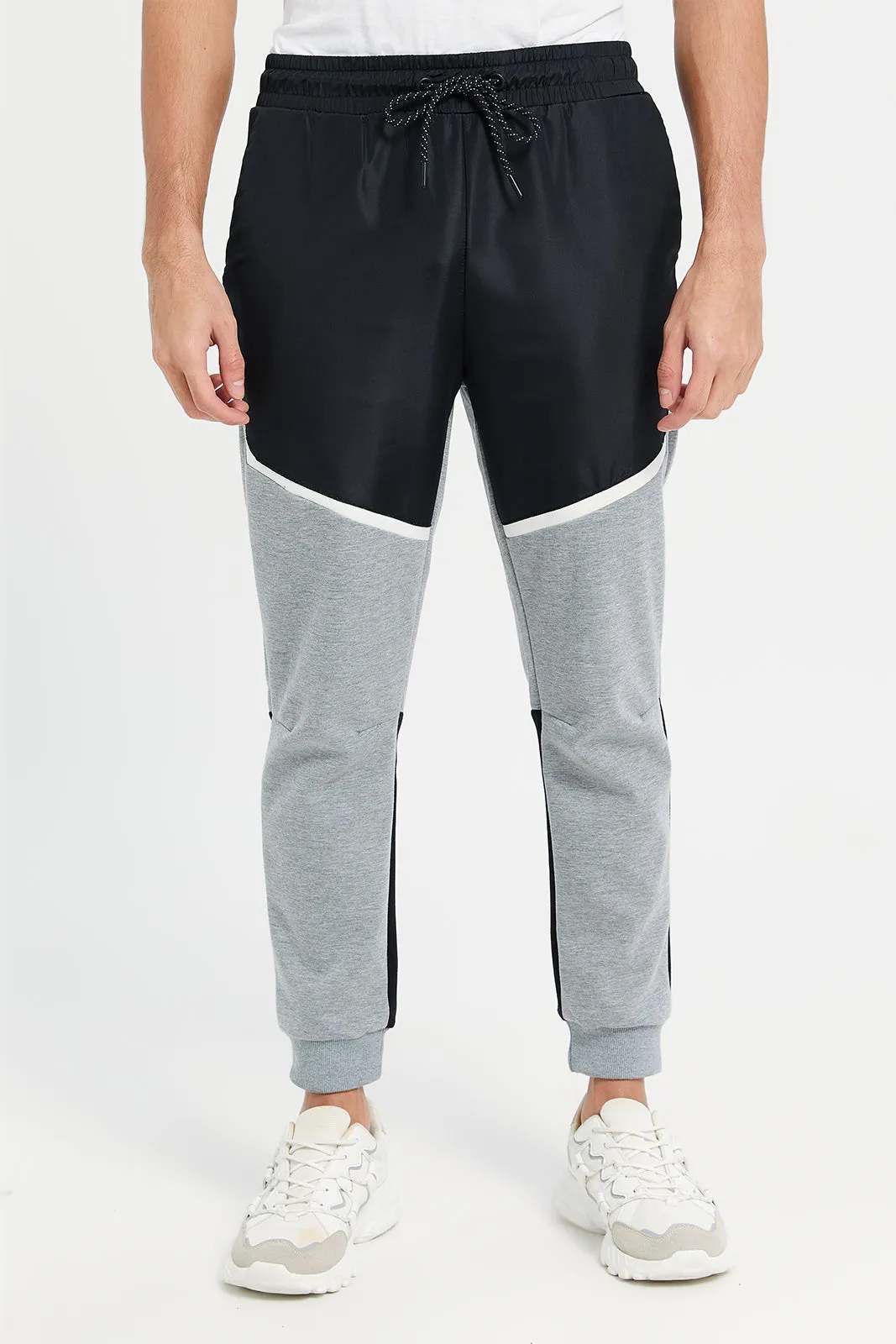 Men Black And Grey Side Pockets Active Pants