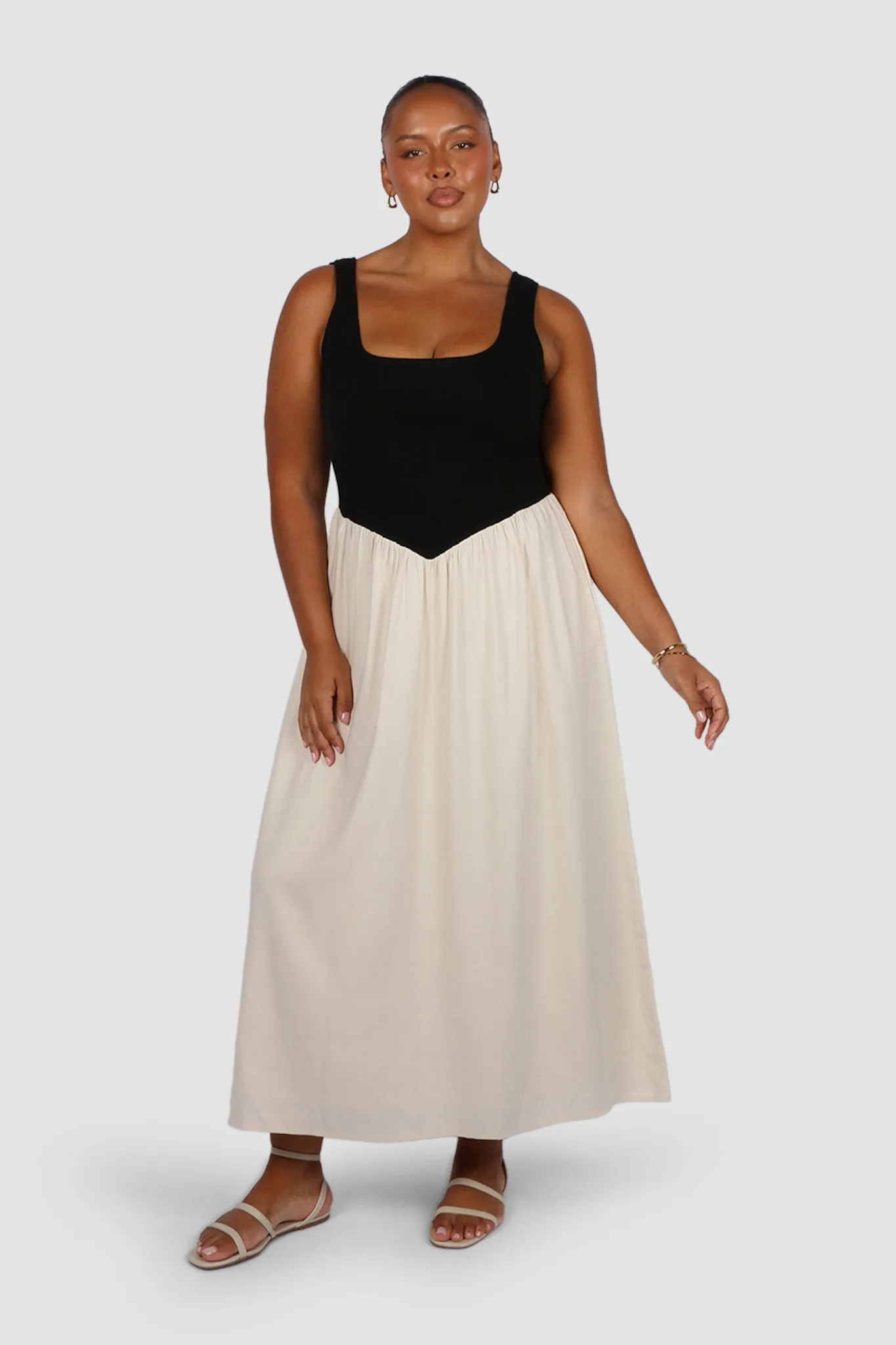 MYRA DRESS NEUTRAL/BLACK