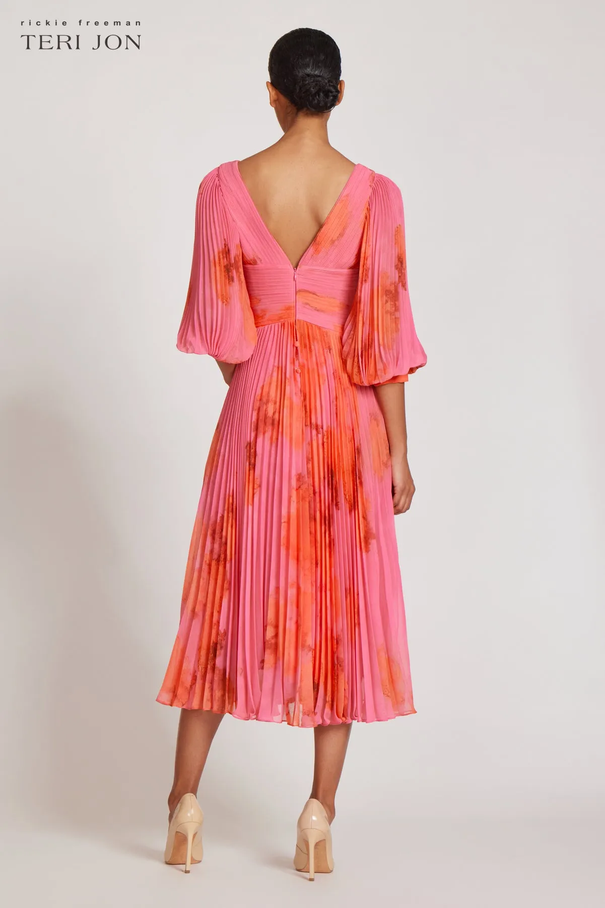 Printed Chiffon Pleated Full Sleeve Dress