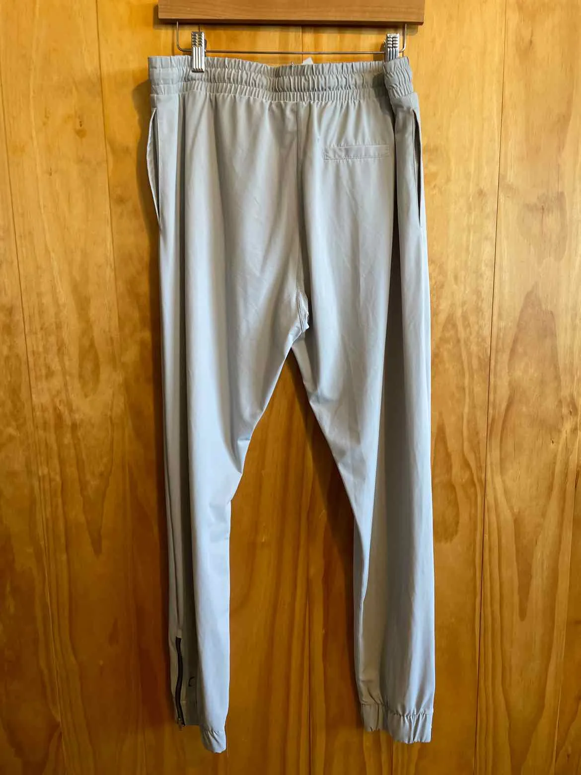 Size X-Large Zyia Active Grey Women's Pants