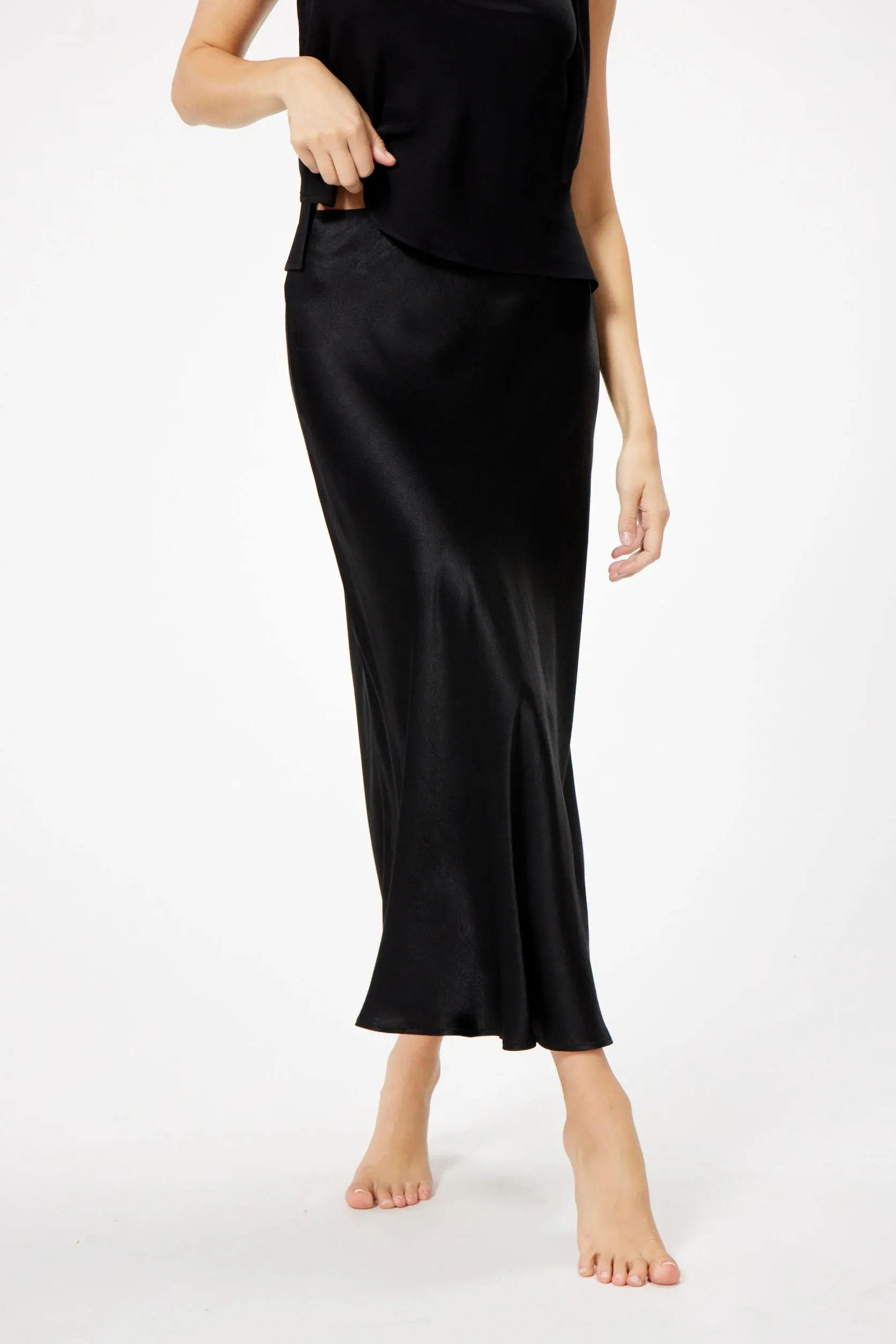 SOP Dani Midi Skirt in Black