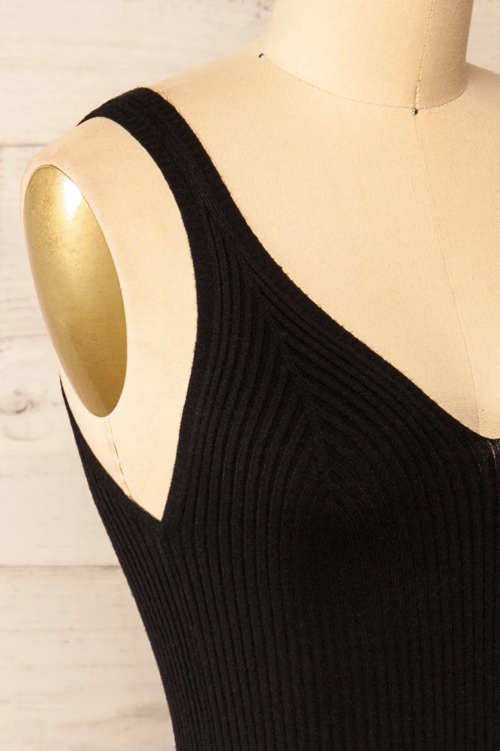 Stende Black | V-Neck Ribbed Cami