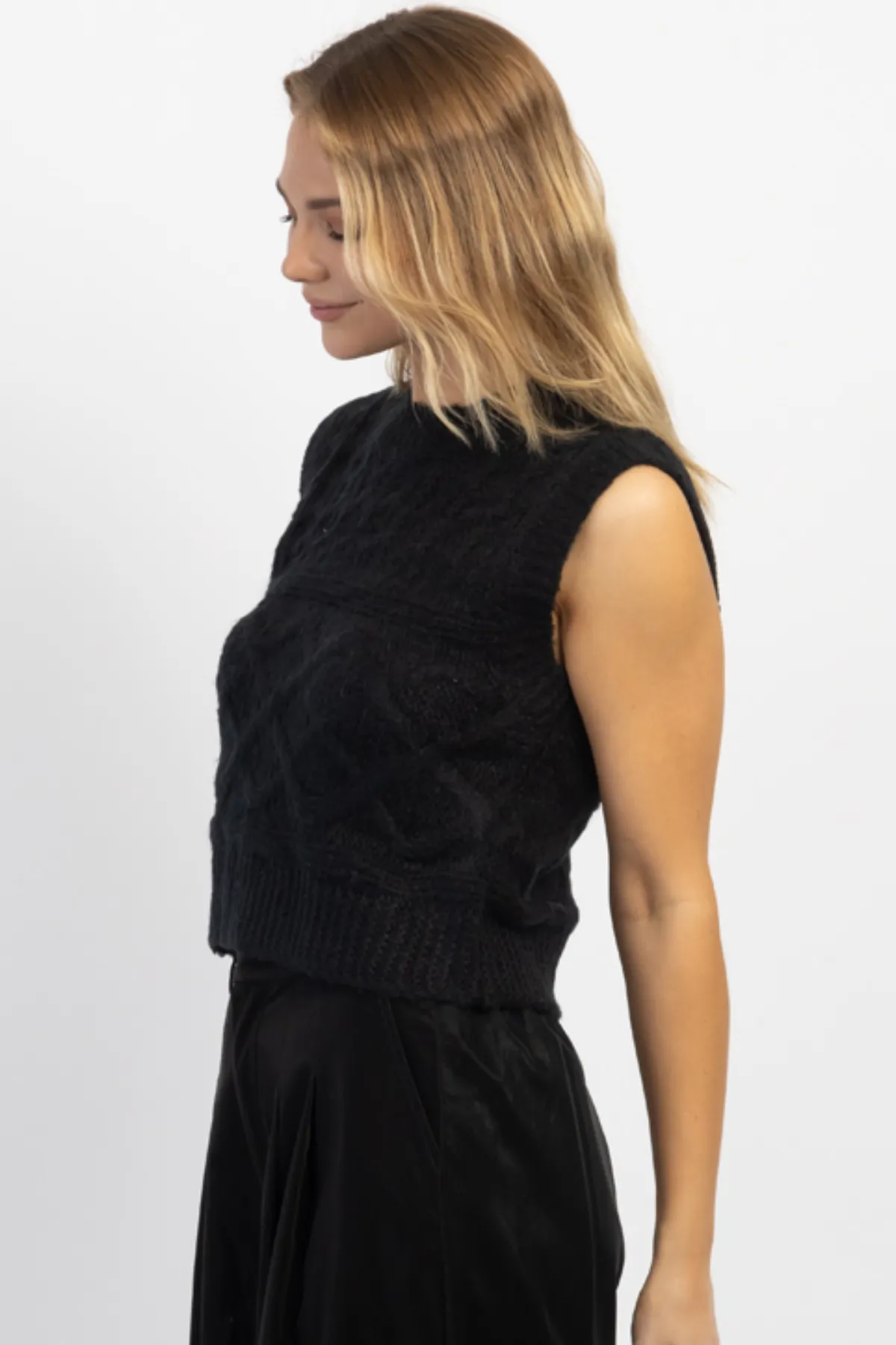 THEO TEXTURED BLACK KNIT TANK