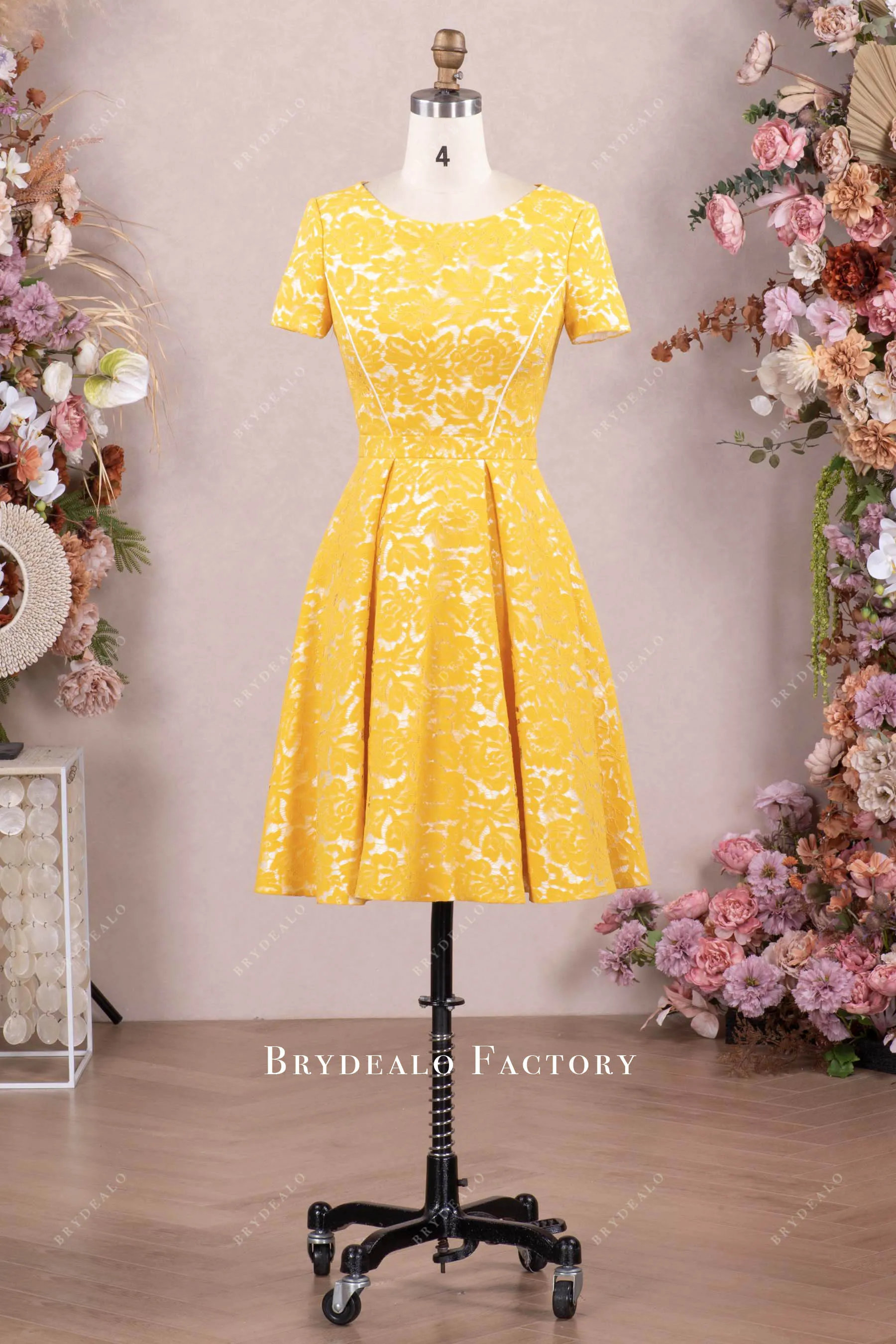 Yellow Lace Short Sleeve Semi-Formal Dress