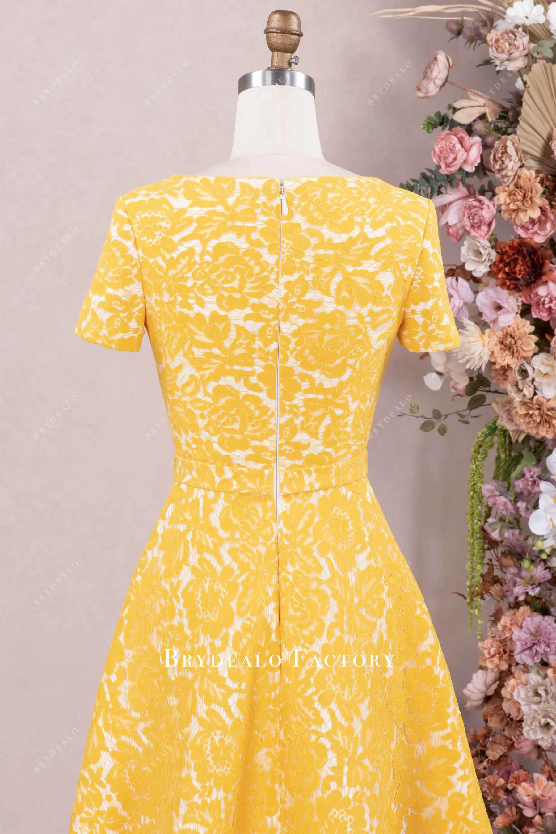 Yellow Lace Short Sleeve Semi-Formal Dress